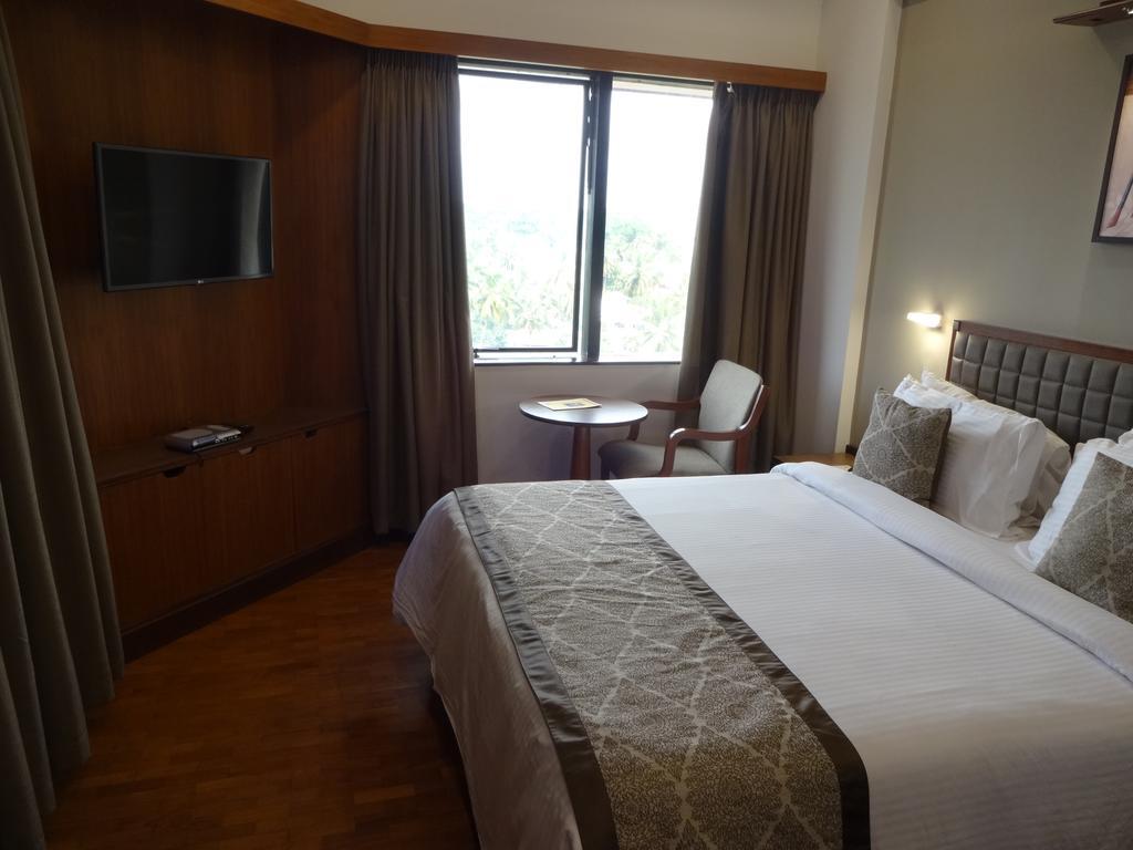 Keys Select By Lemon Tree Hotels, Malabar Gate, Kozhikode Eksteriør bilde